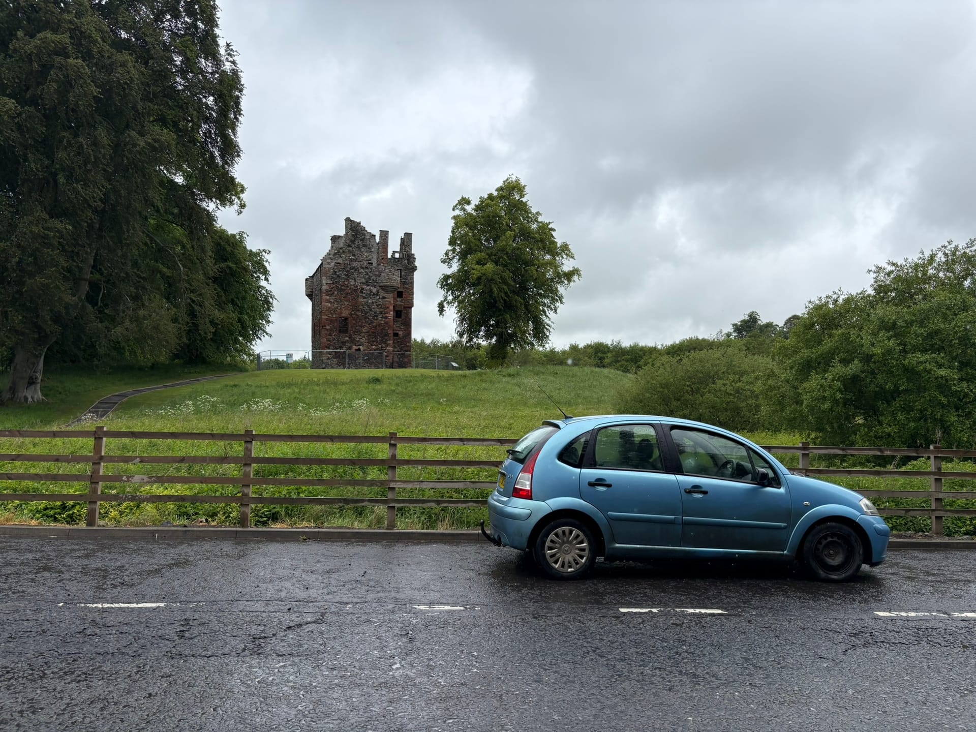A Window in the Weather: Discovering Greenknowe Tower